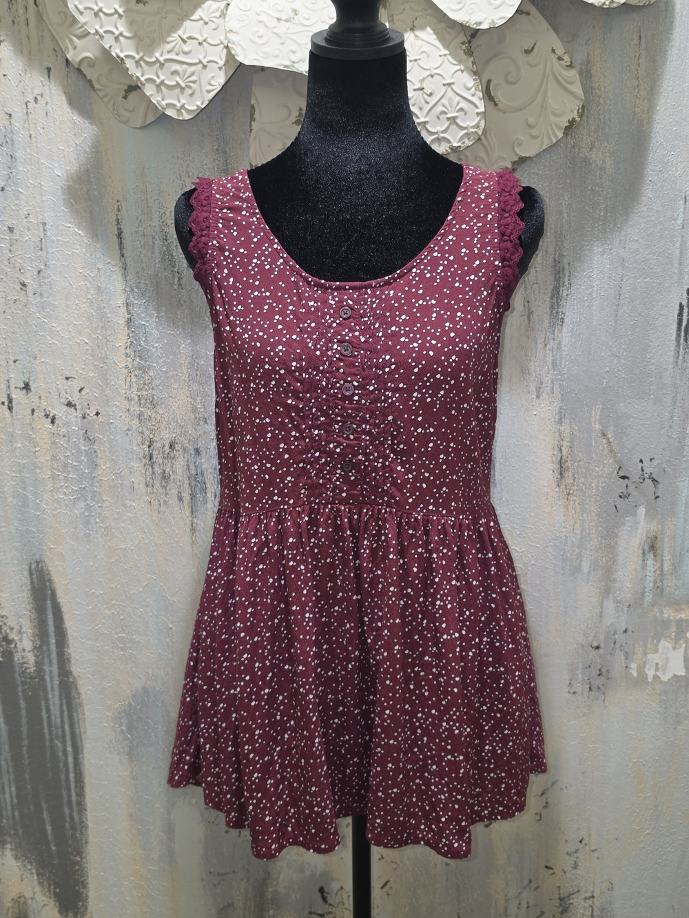 LC Lauren Conrad Maroon Speckled Lace-Trim Peplum Tank